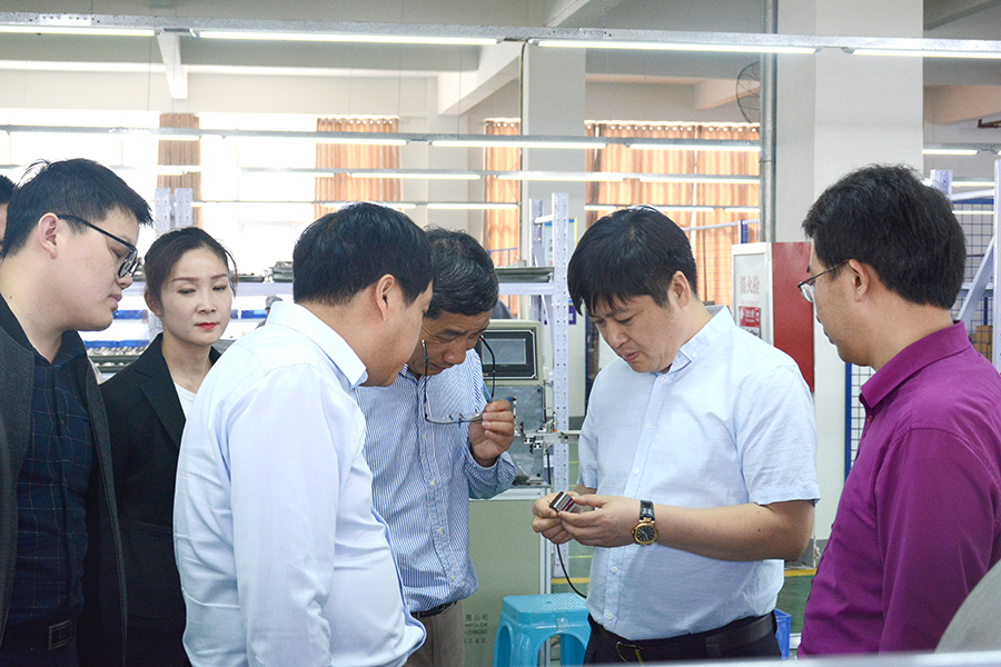 Professor Hui Xidong from University of Science and Technology Beijing visits Sino-Hebei Amorphous Technology